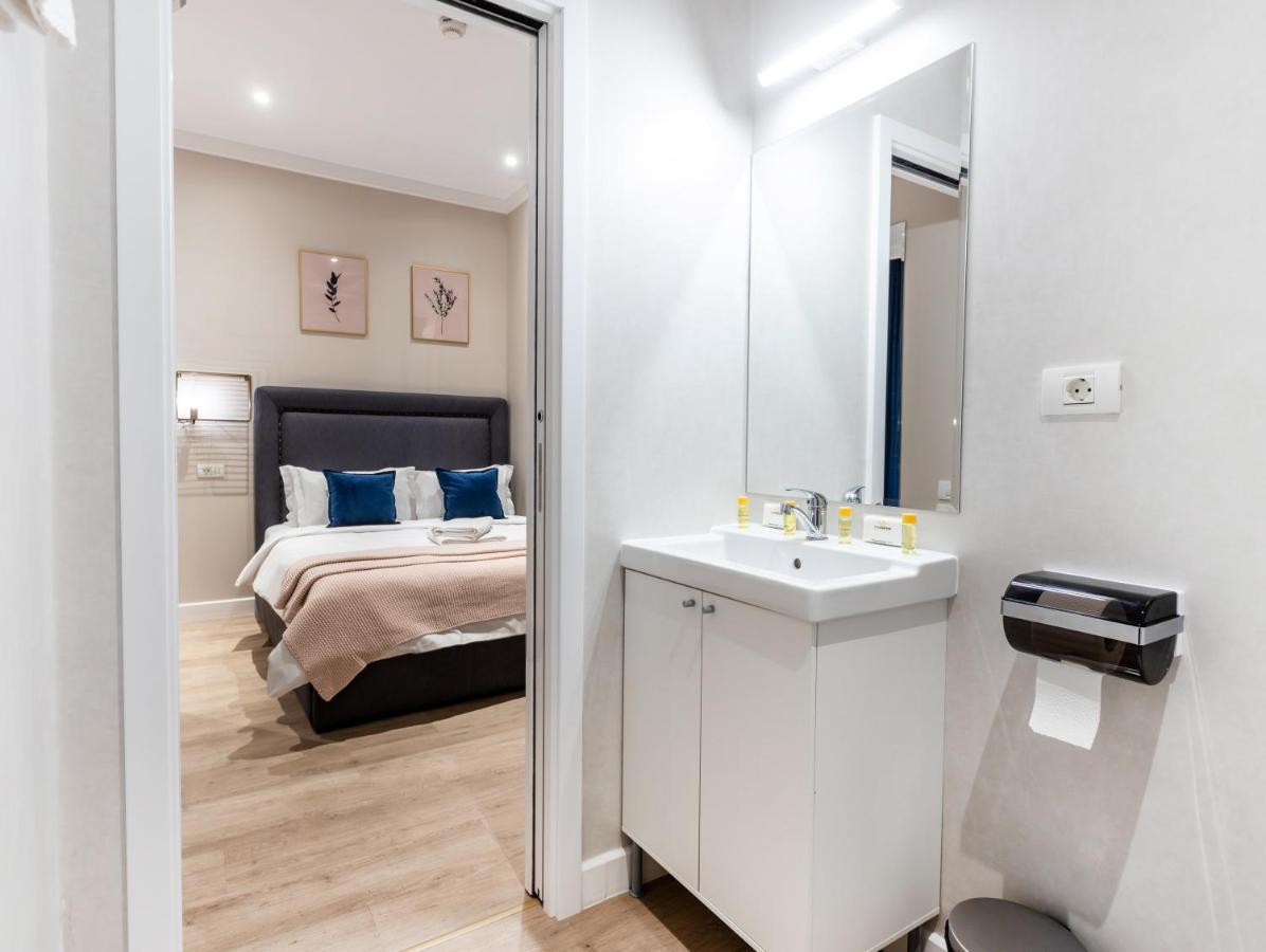 Degoya Old Town Aparthotel Bucharest